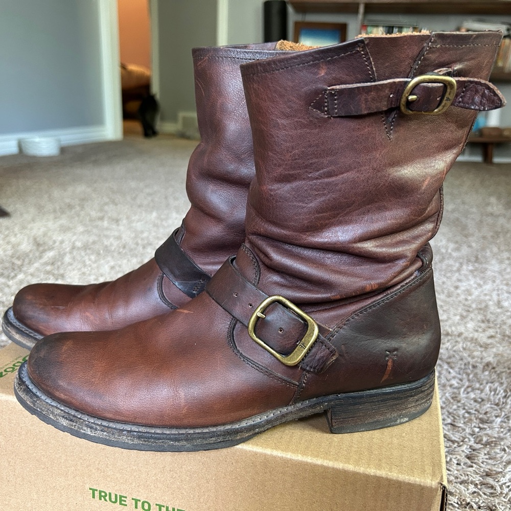 Authentic Frye Engineer Brown Leather Buckle boots